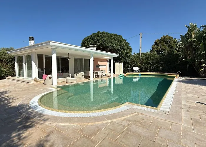 Esclusiva Vila