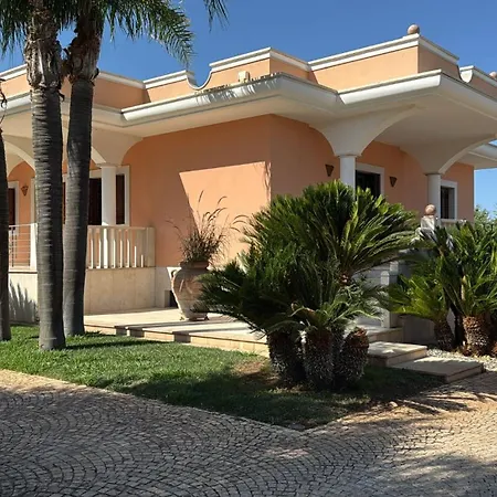 Villa Esclusiva *